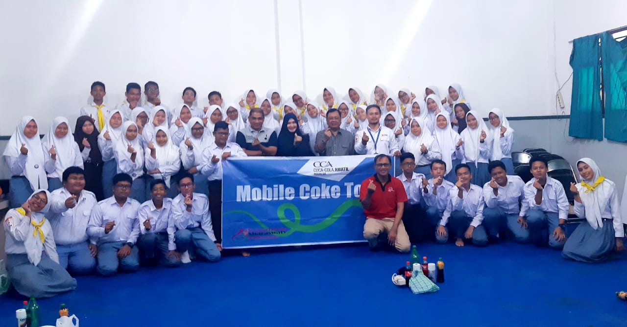 CCAI Gelar Mobile Coke Tour  di SMA Al Azhar Medan